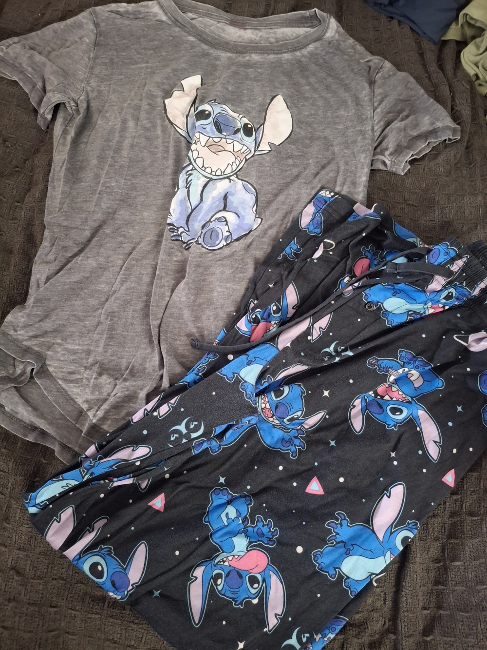 Disney Womens Gray Lilo & Stitch Graphic Pajama Set with Blue and Pink Accents
